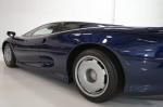 Jaguar XJ220 1994 года